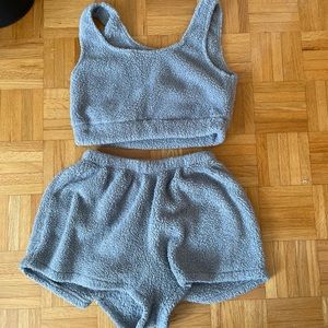 Fuzzy Two-Piece Set